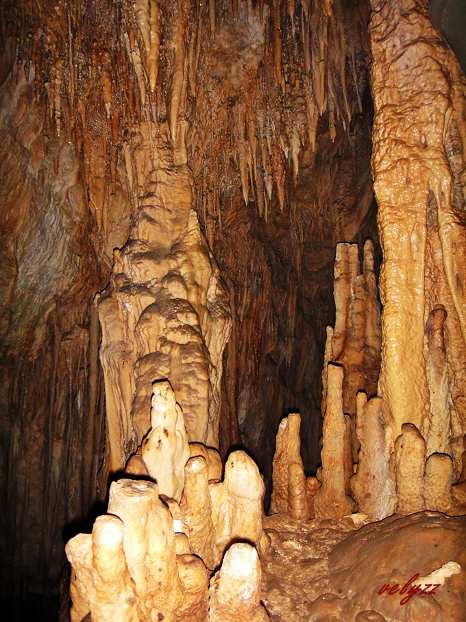 Lakasa Cave Bau Bau